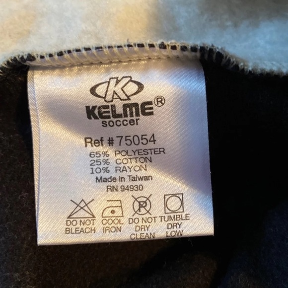 - Men’s Kelme brand sweatshirt/hoodie Size Large NWT - Picture 8 of 10